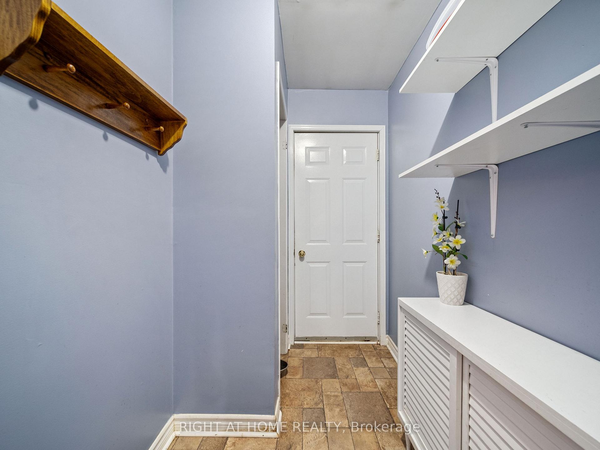 Photo 15 of 6 Wenden Court, Springwater, Midhurst — HOMEH