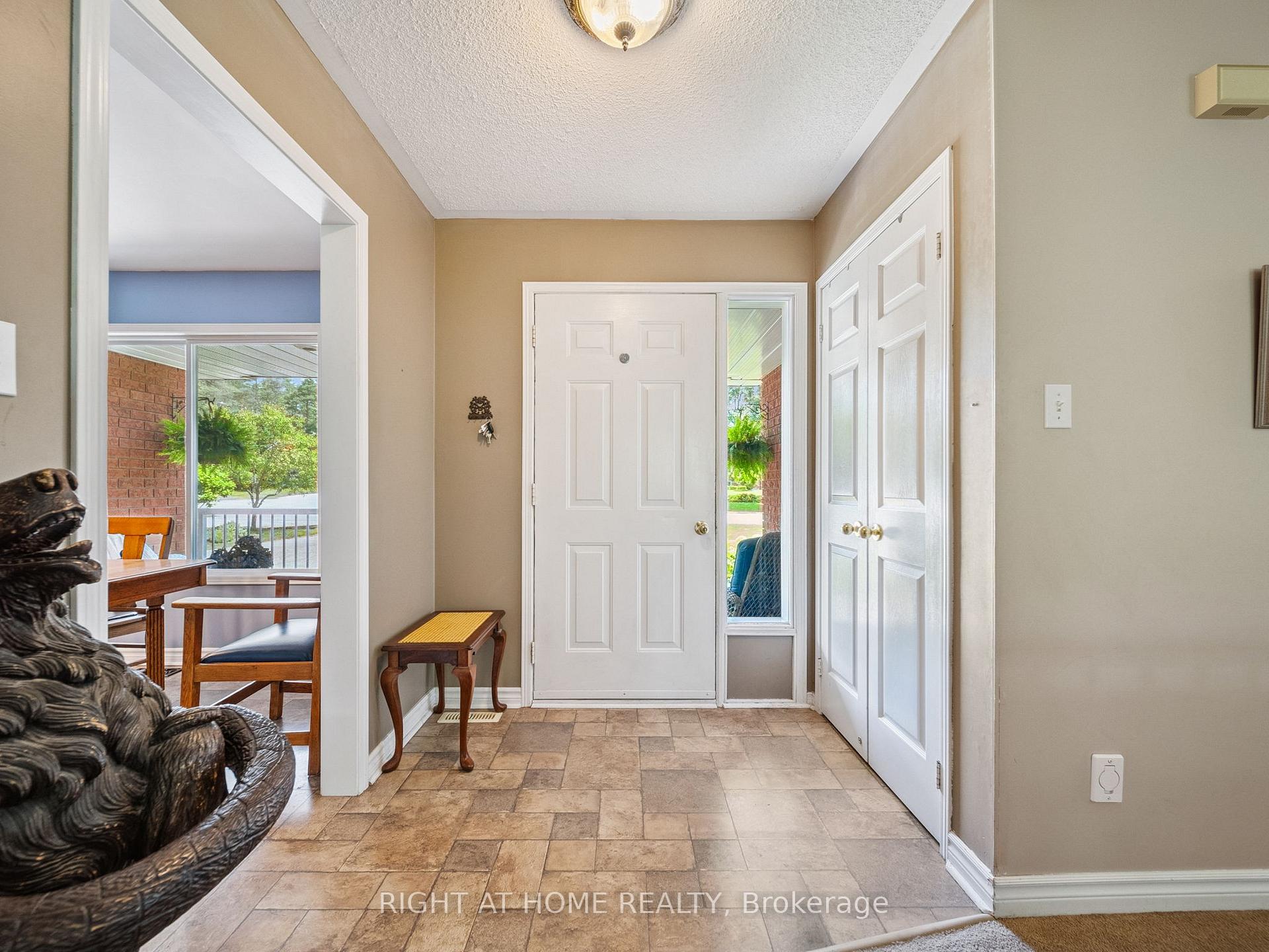 Photo 16 of 6 Wenden Court, Springwater, Midhurst — HOMEH