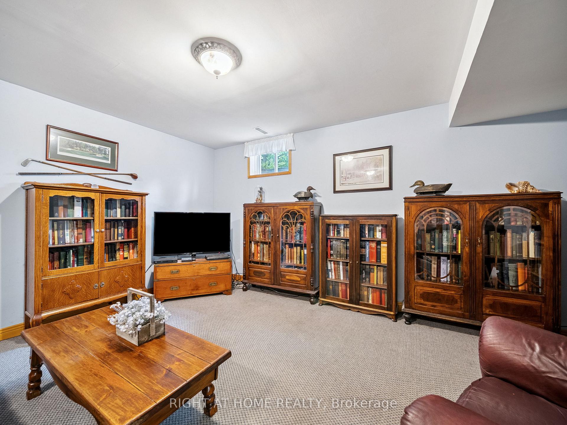 Photo 20 of 6 Wenden Court, Springwater, Midhurst — HOMEH