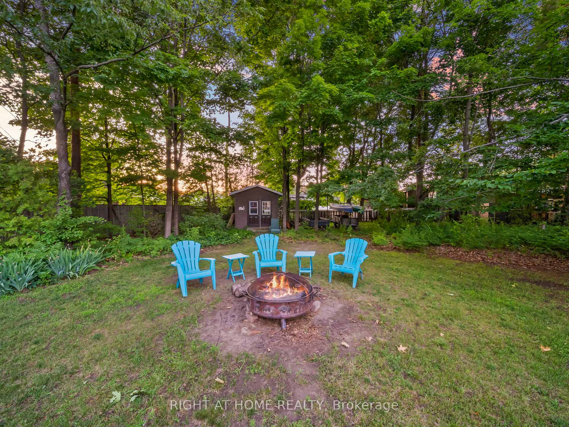 Photo 30 of 6 Wenden Court, Springwater, Midhurst — HOMEH