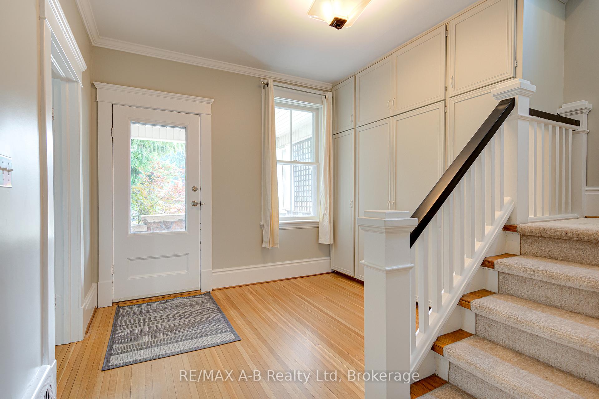 Photo 6 of 120 John Street N, Stratford — HOMEH