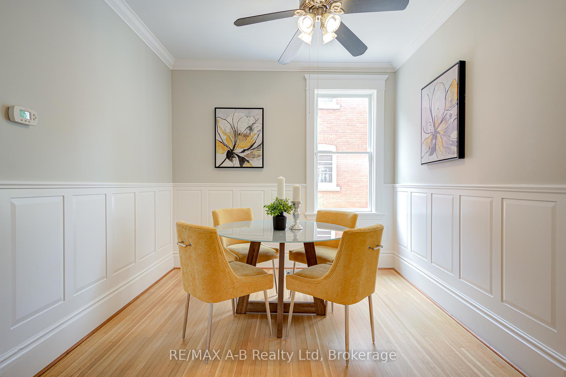 Photo 11 of 120 John Street N, Stratford — HOMEH
