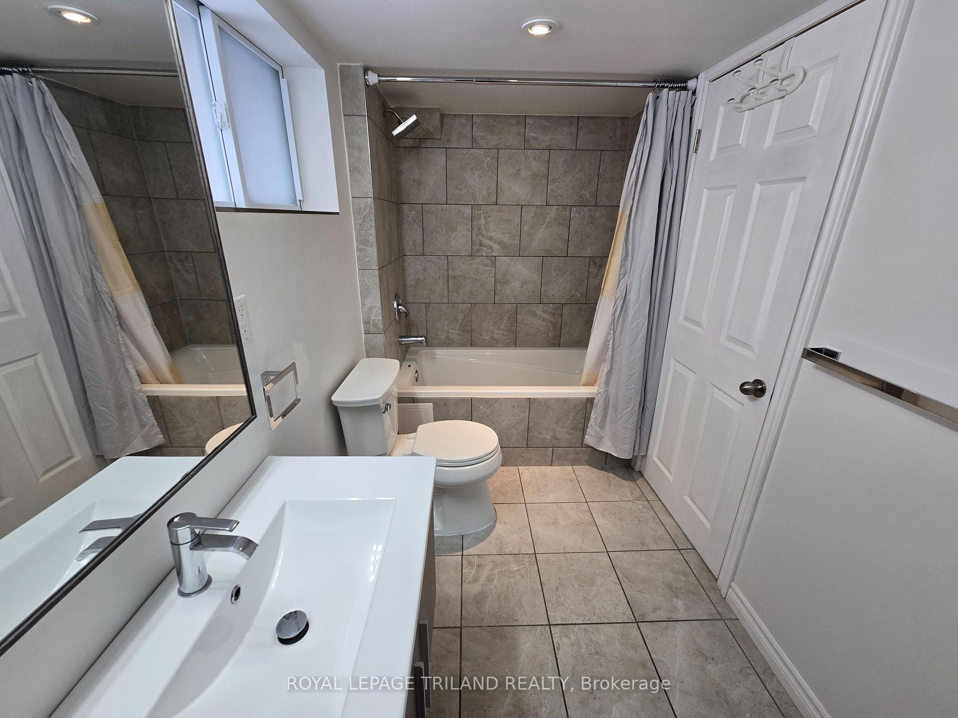 Photo 16 of Unit B, 40 Myrtle Street, St. Thomas — HOMEH