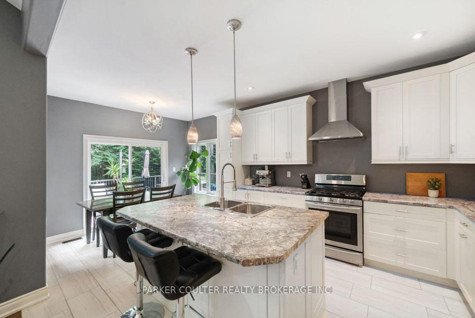 Photo 13 of 20 Marni Lane, Springwater, Rural Springwater — HOMEH