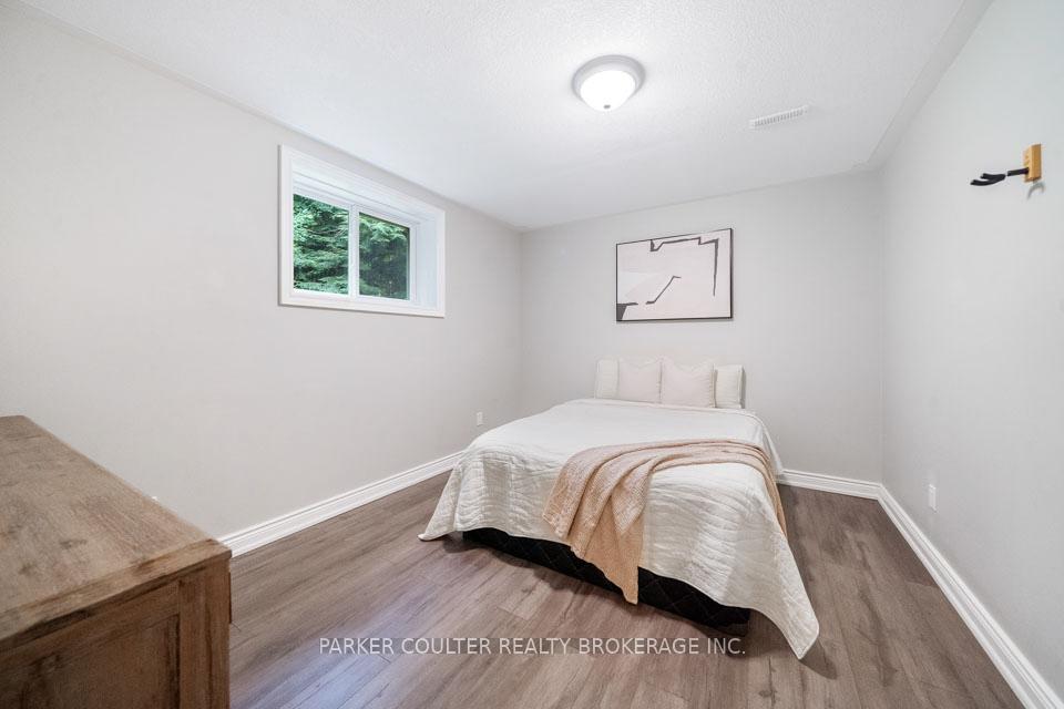 Photo 22 of 20 Marni Lane, Springwater, Rural Springwater — HOMEH