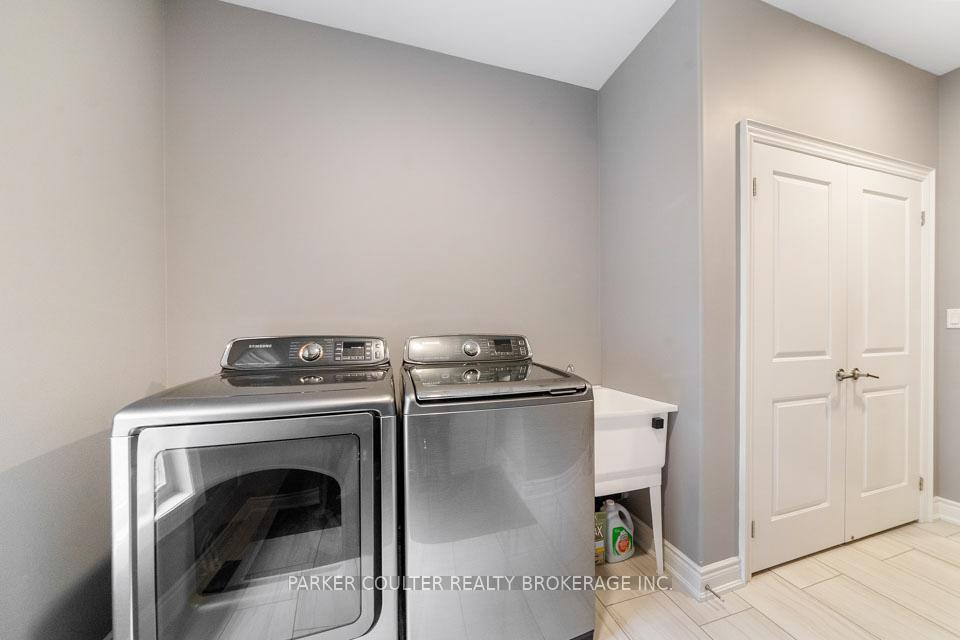 Photo 39 of 20 Marni Lane, Springwater, Rural Springwater — HOMEH