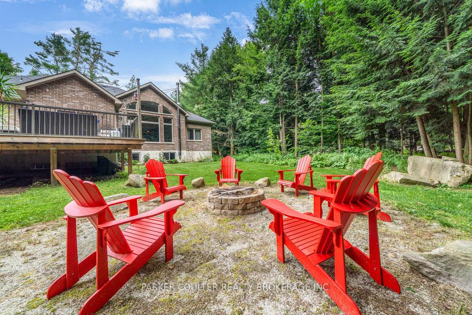 Photo 47 of 20 Marni Lane, Springwater, Rural Springwater — HOMEH