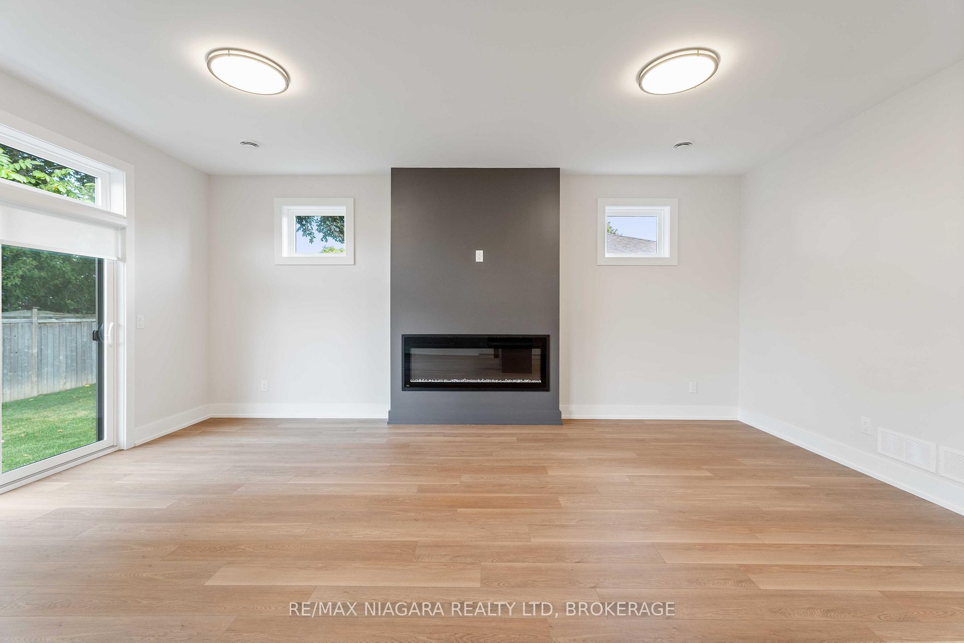 Photo 5 of Unit A, 37 Buchanan Road, St. Catharines, Carlton/Bunting — HOMEH