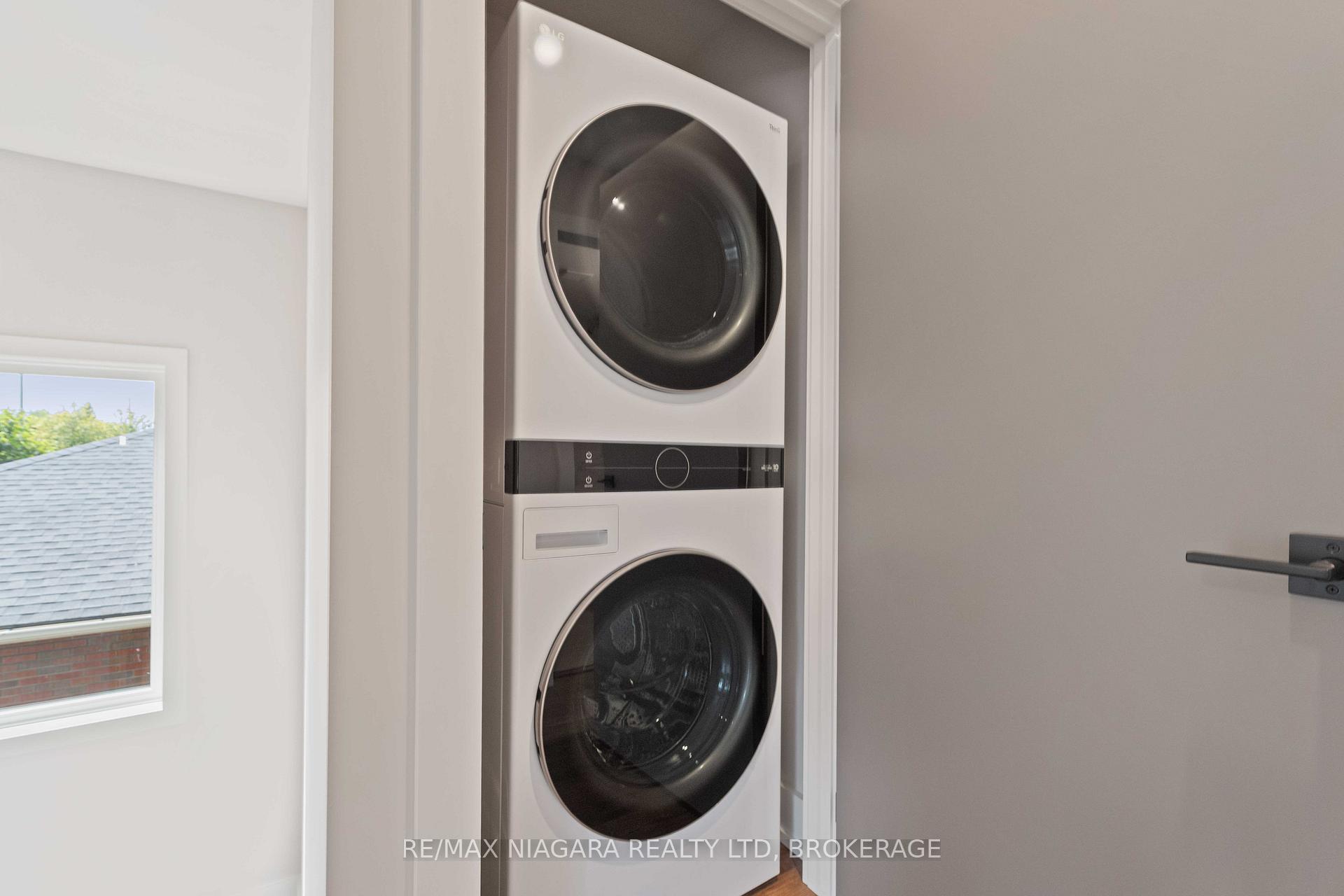 Photo 12 of Unit A, 37 Buchanan Road, St. Catharines, Carlton/Bunting — HOMEH