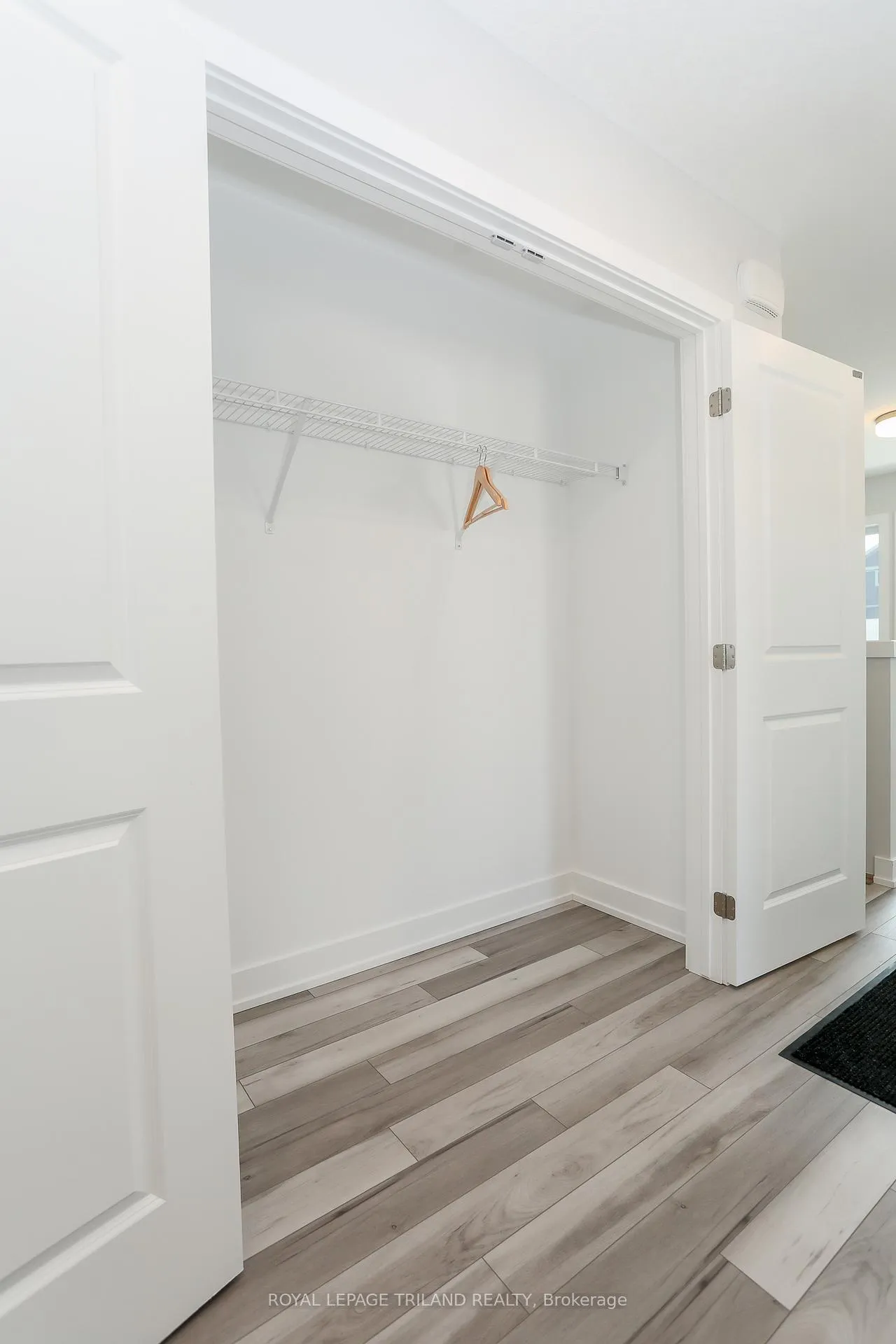 Photo 11 of 1 Harrow Lane, St. Thomas — HOMEH