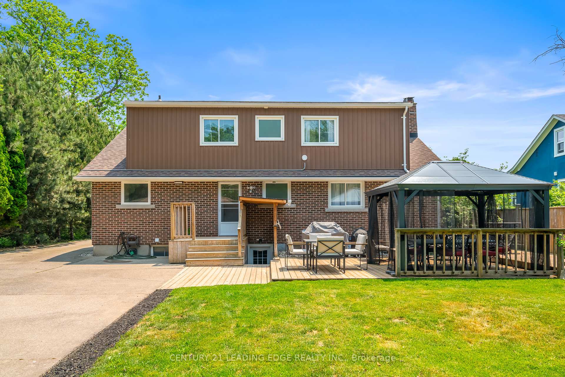 Photo 8 of 1182 Lakeshore Road, St. Catharines, Rural Port — HOMEH