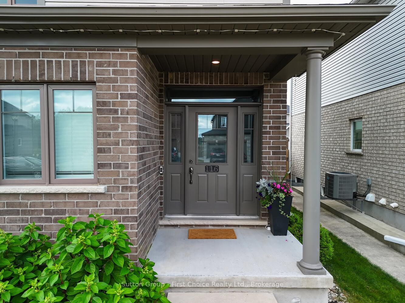 Photo 5 of 116 Thomas Street, Stratford — HOMEH