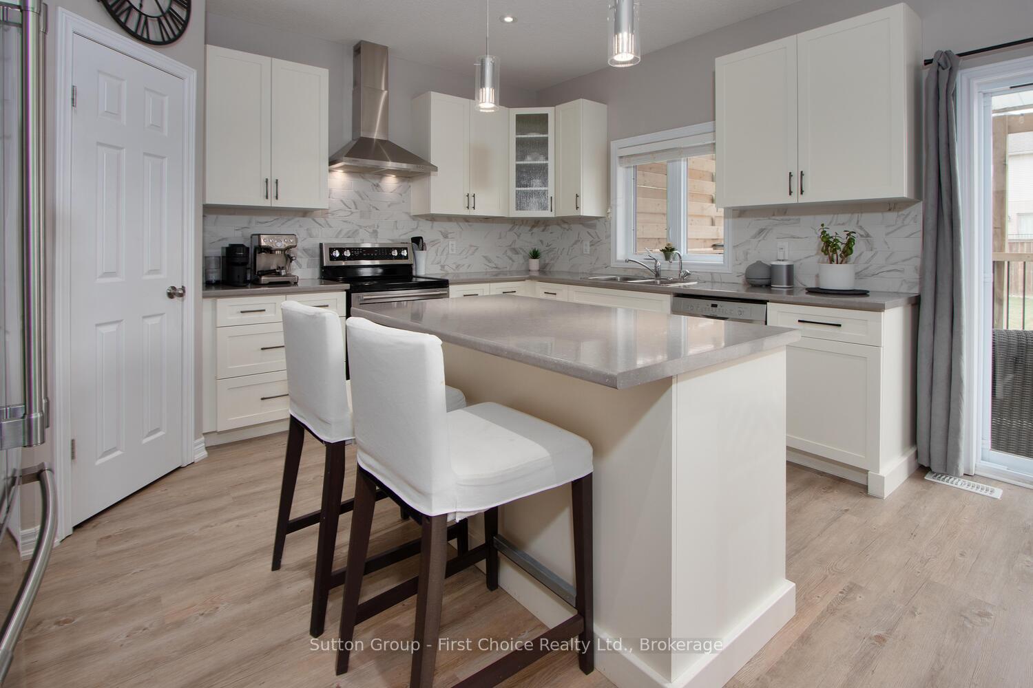 Photo 14 of 116 Thomas Street, Stratford — HOMEH