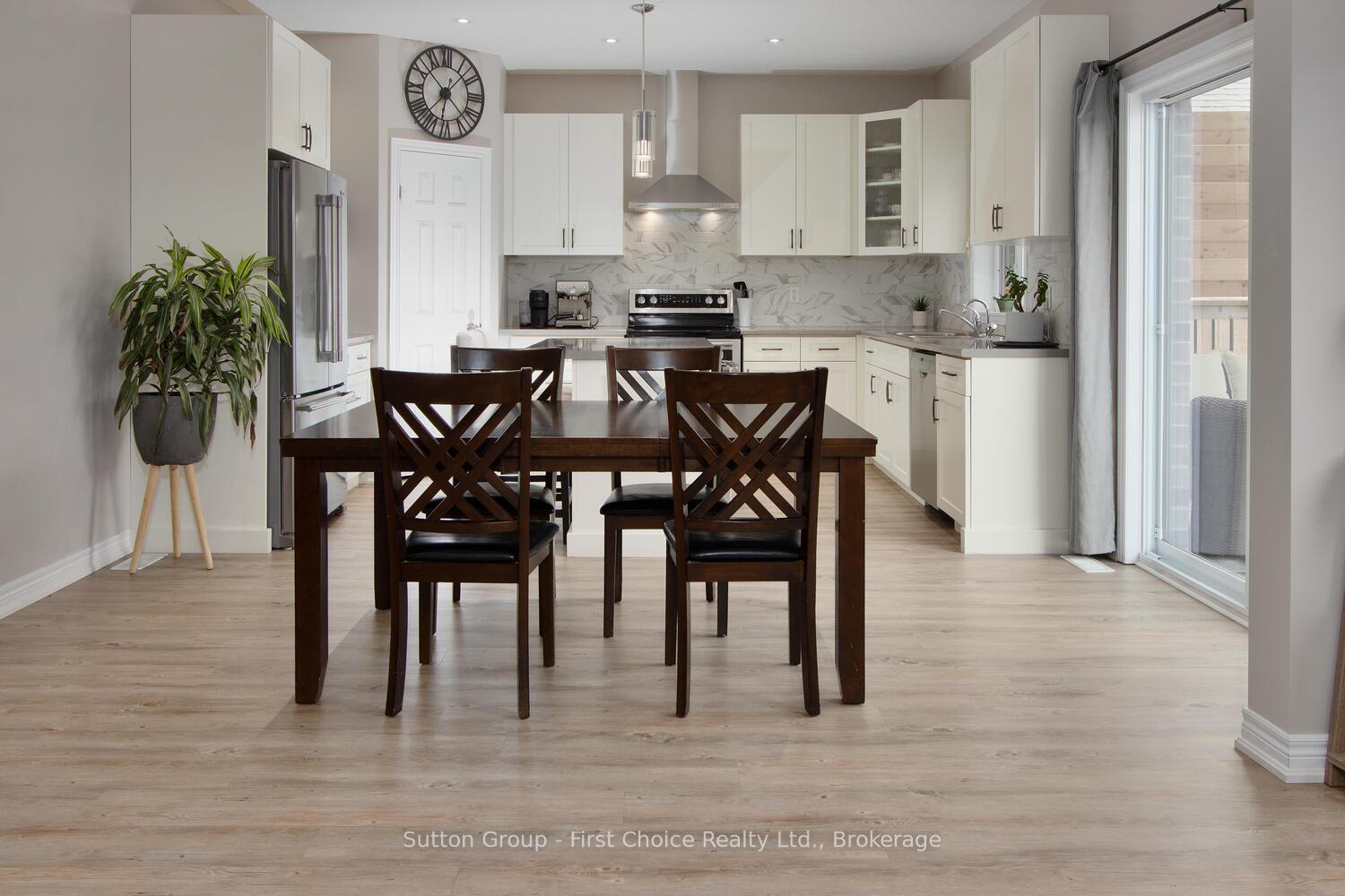 Photo 19 of 116 Thomas Street, Stratford — HOMEH