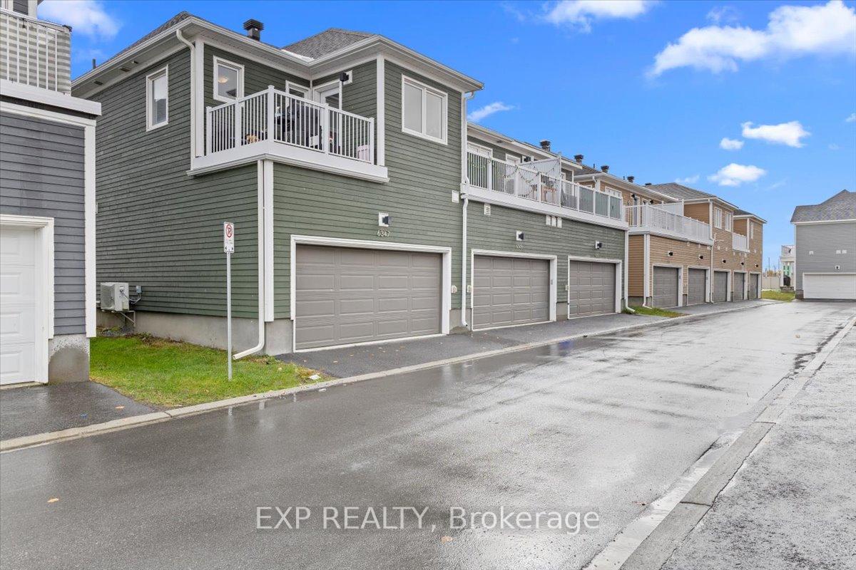 Photo 4 of 6347 Perth Street, Ottawa, Btwn Franktown Rd. & Fallowfield Rd. — HOMEH