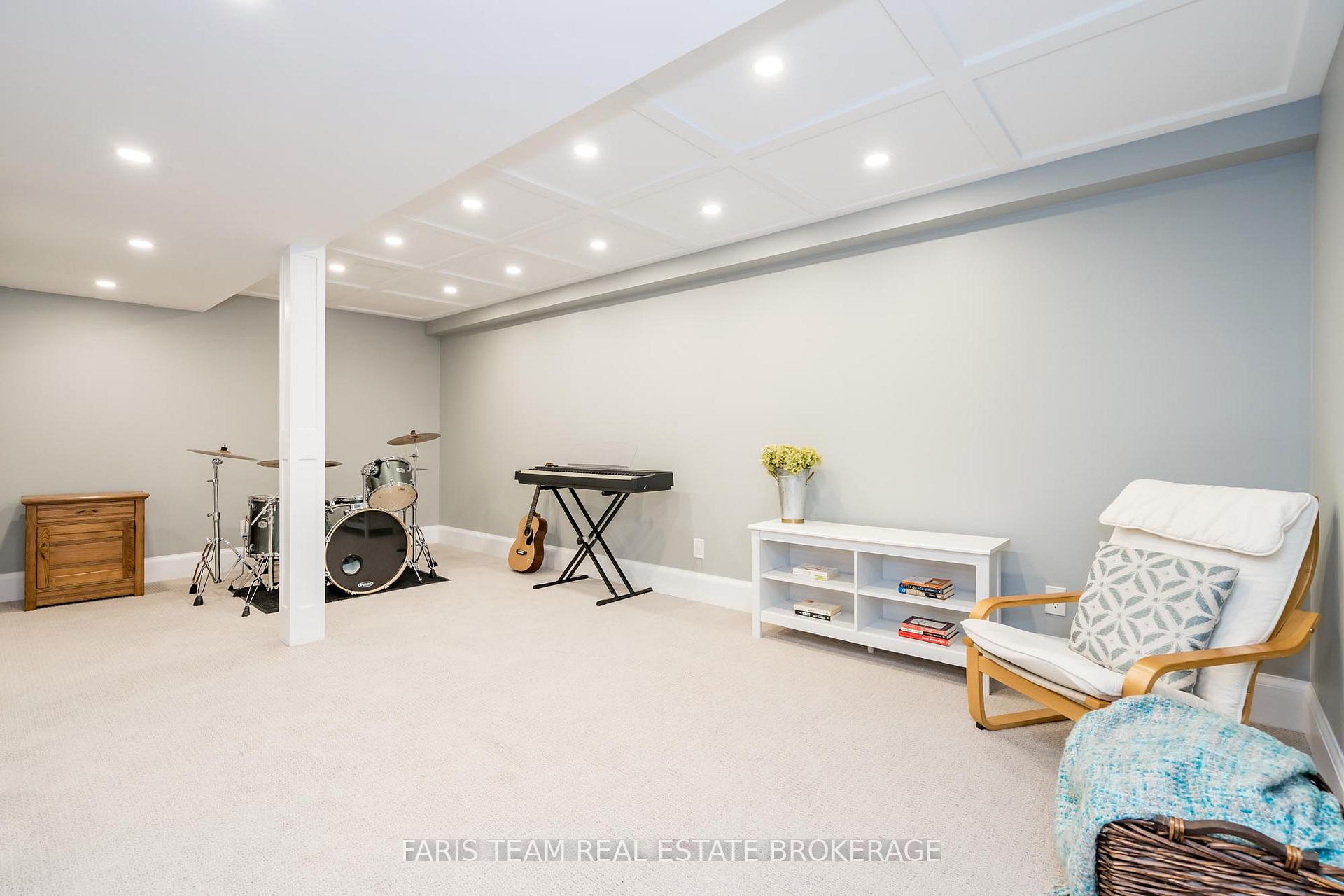 Photo 30 of 8 Malta Crescent, Springwater, Midhurst — HOMEH