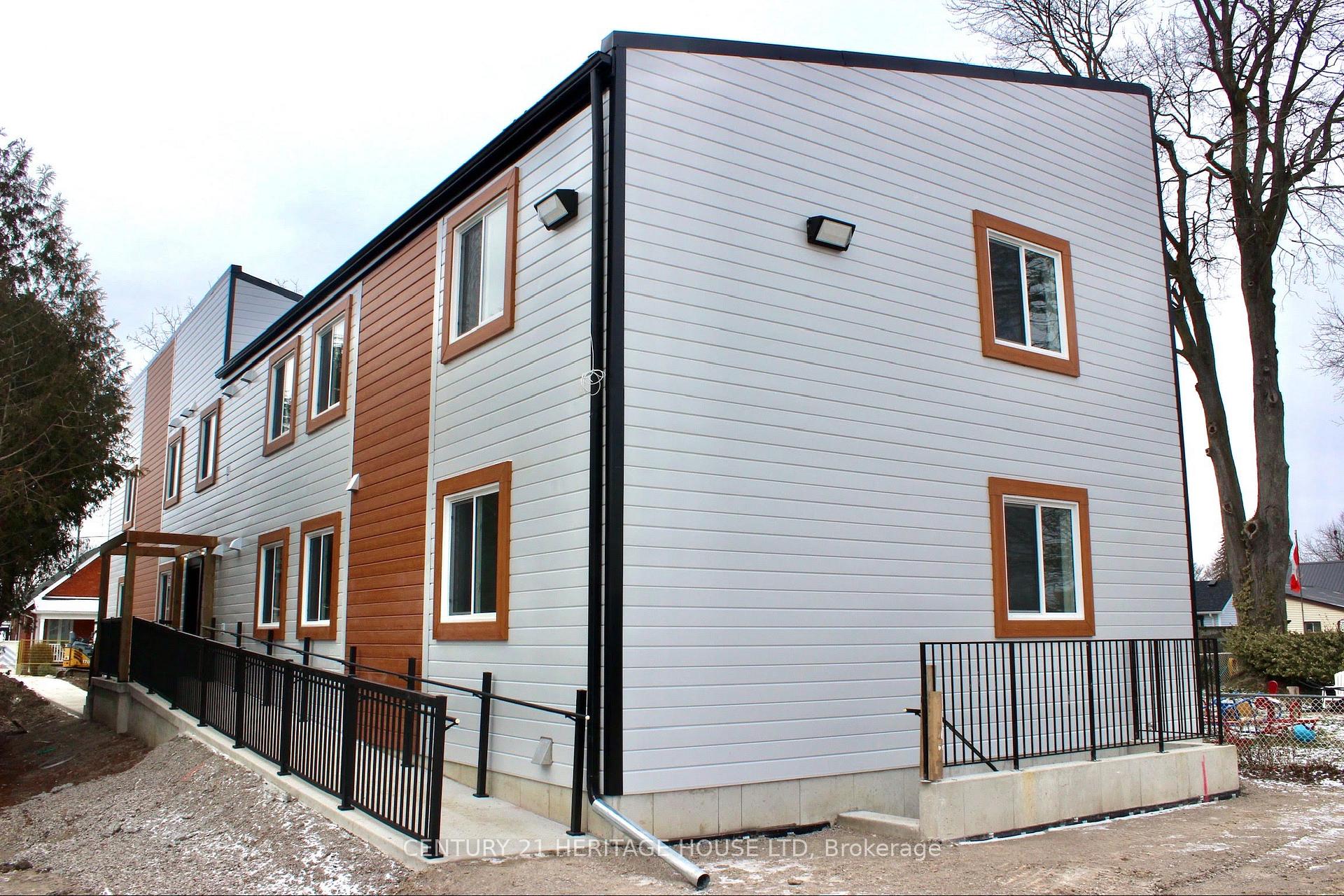 Photo 1 of Unit 4, 9 Miller Street N, St. Thomas — HOMEH