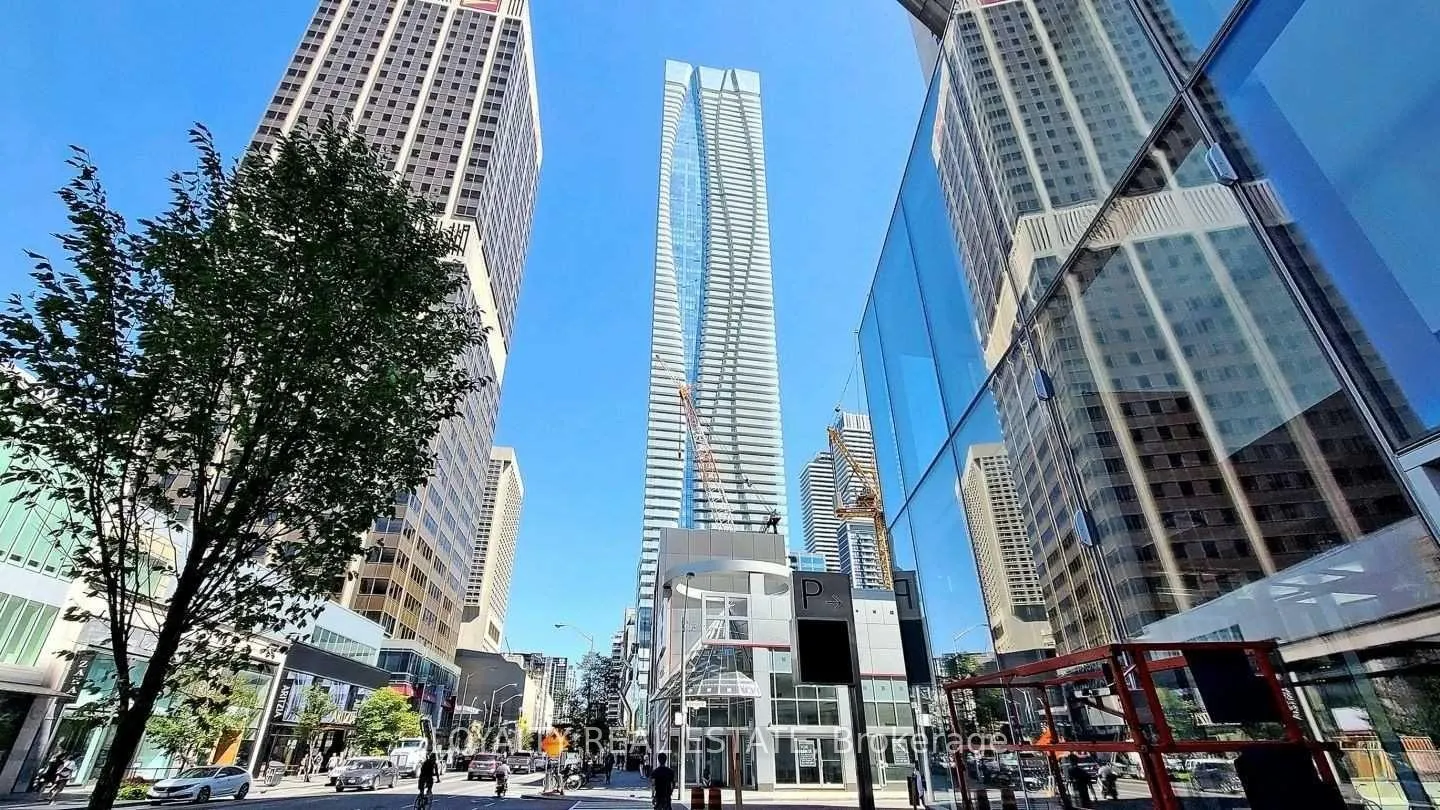 Photo 2 of Unit 908, 1 Bloor Street E, Toronto, Church-Yonge Corridor — HOMEH