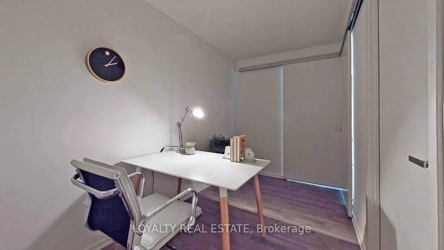 Photo 24 of Unit 908, 1 Bloor Street E, Toronto, Church-Yonge Corridor — HOMEH