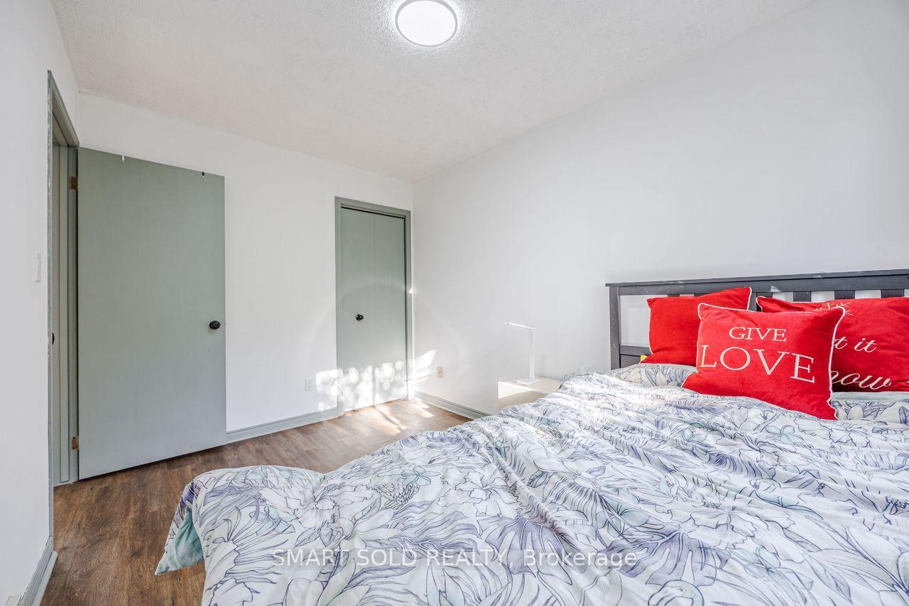 Photo 11 of 44 Hemlock Street, St. Catharines, Burleigh Hill — HOMEH
