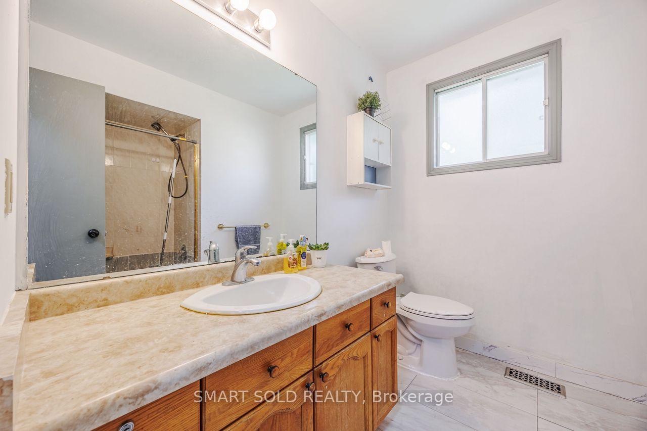 Photo 15 of 44 Hemlock Street, St. Catharines, Burleigh Hill — HOMEH