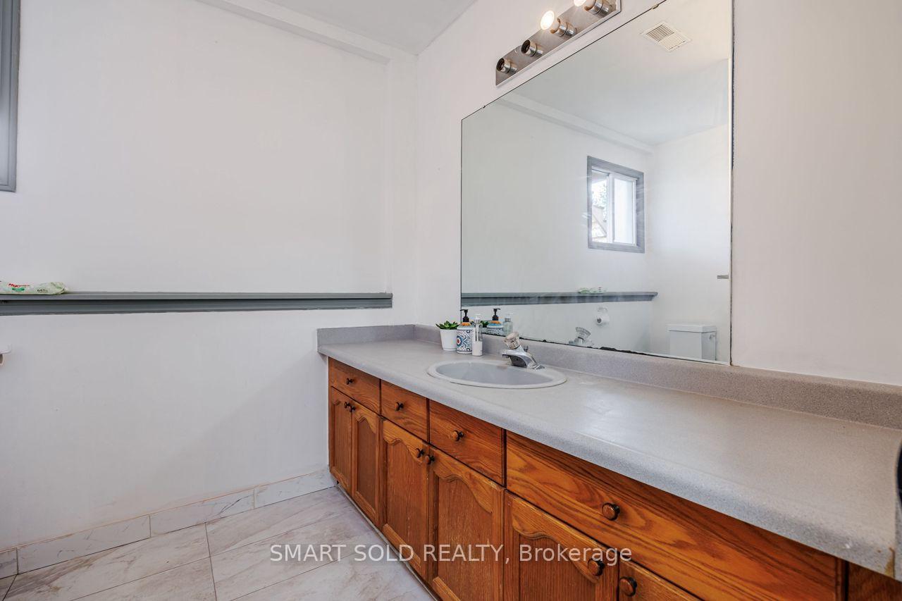Photo 21 of 44 Hemlock Street, St. Catharines, Burleigh Hill — HOMEH