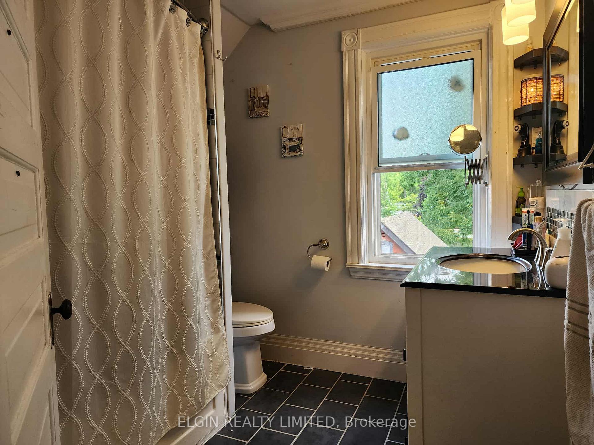 Photo 15 of 82 Fifth Avenue, St. Thomas — HOMEH
