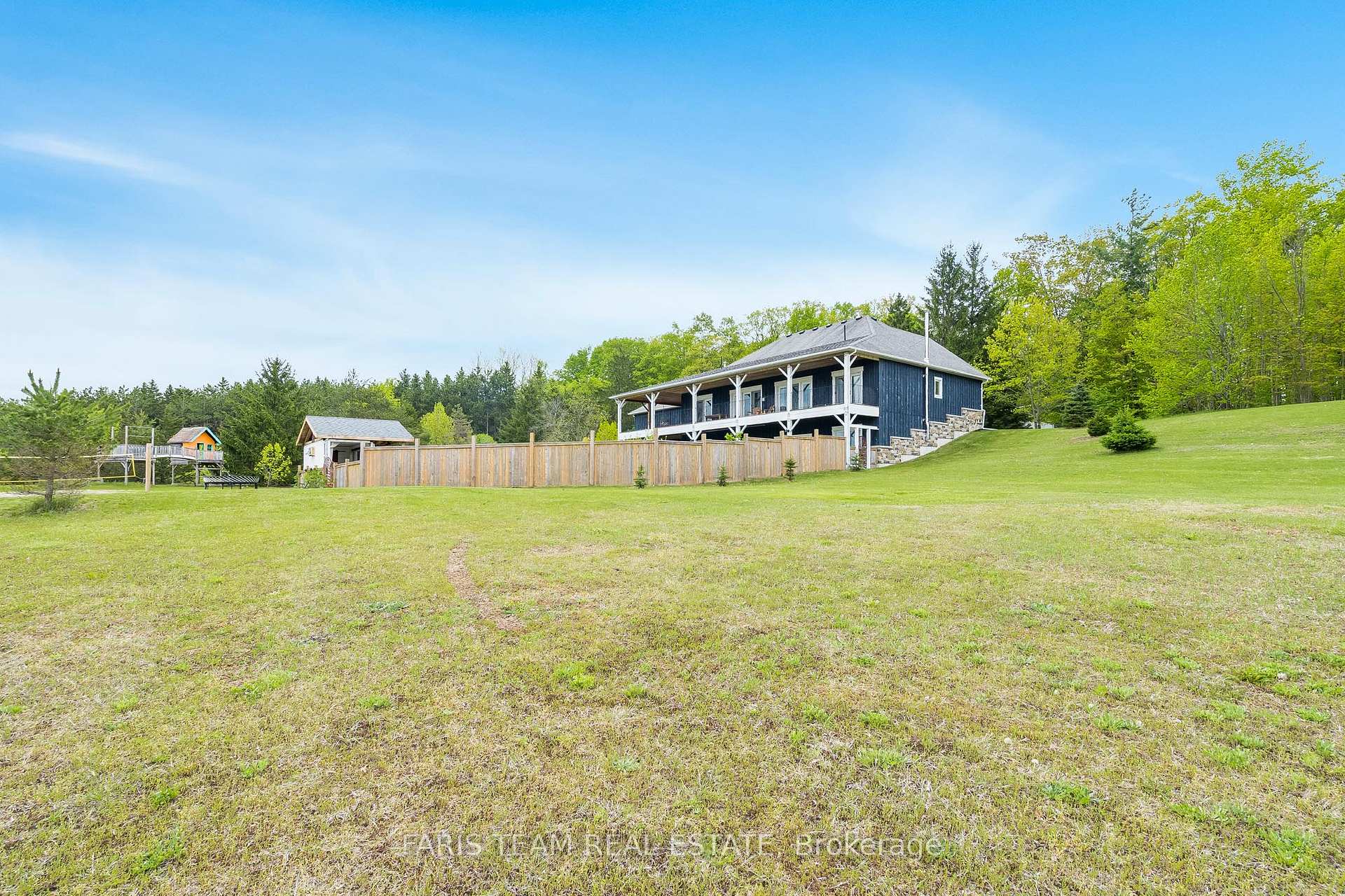 Photo 33 of 1933 Vespra Valley Road, Springwater, Minesing — HOMEH