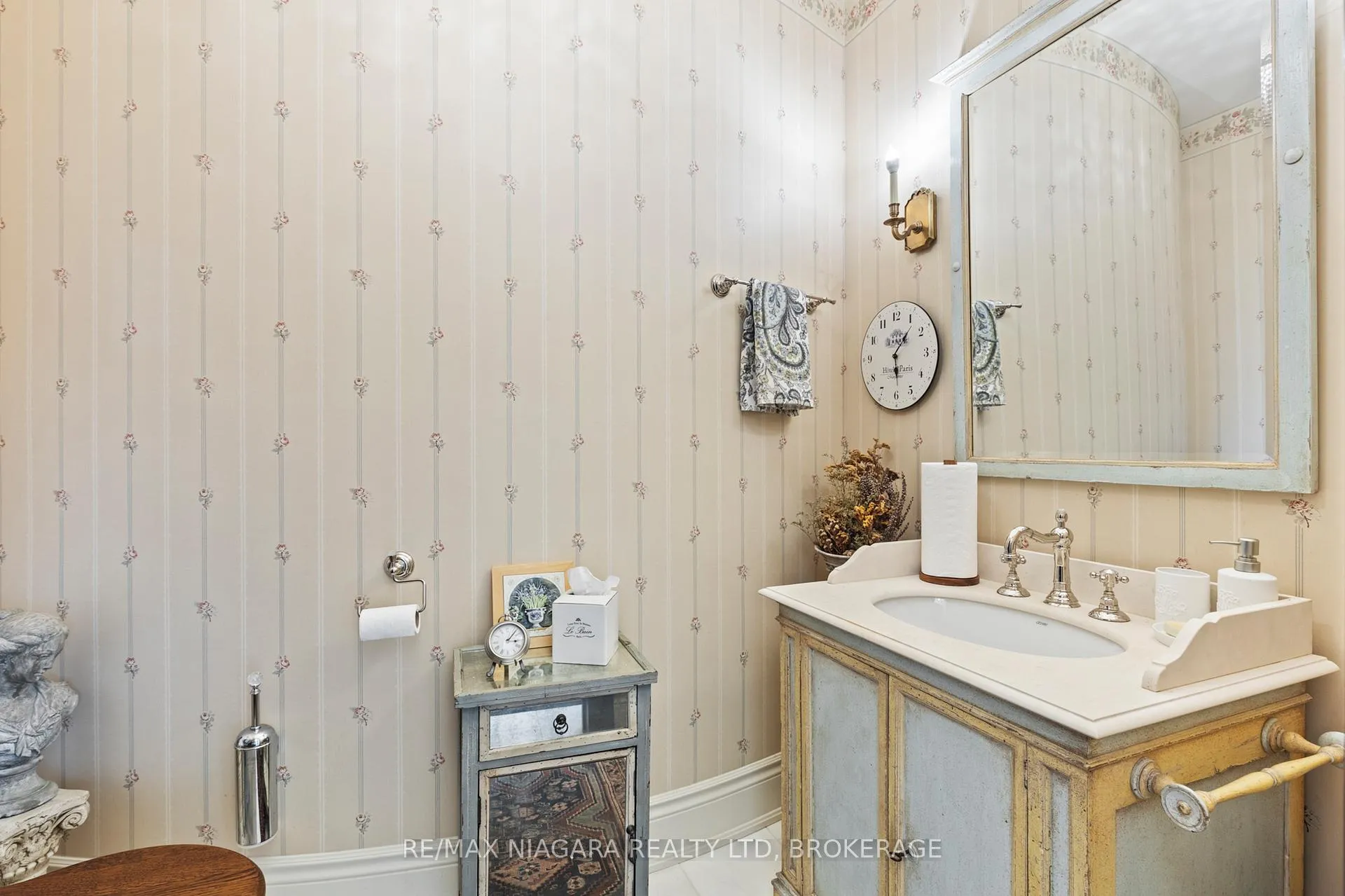 Photo 21 of 358C Martindale Road, St. Catharines, Martindale Pond — HOMEH