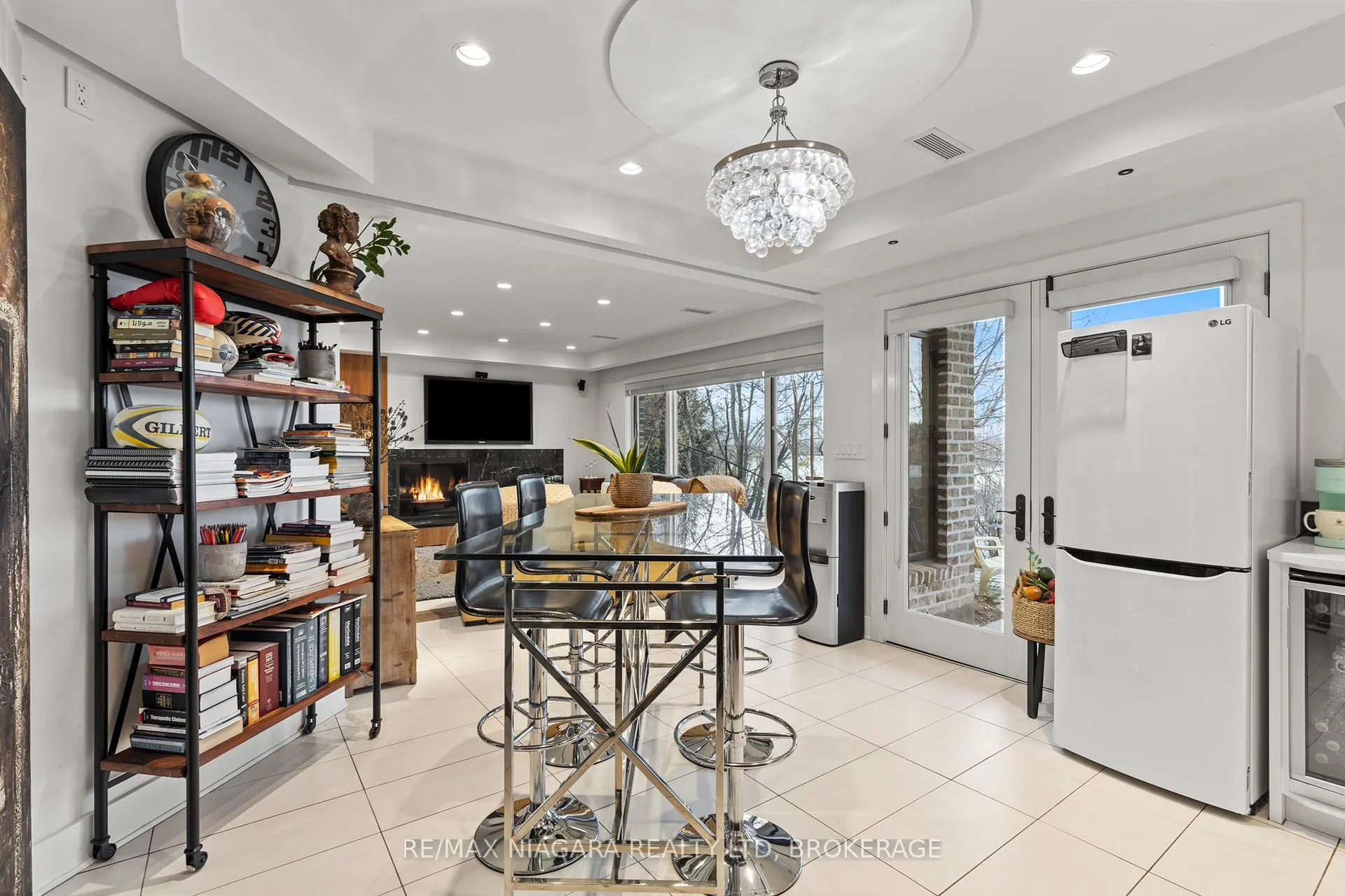 Photo 31 of 358C Martindale Road, St. Catharines, Martindale Pond — HOMEH