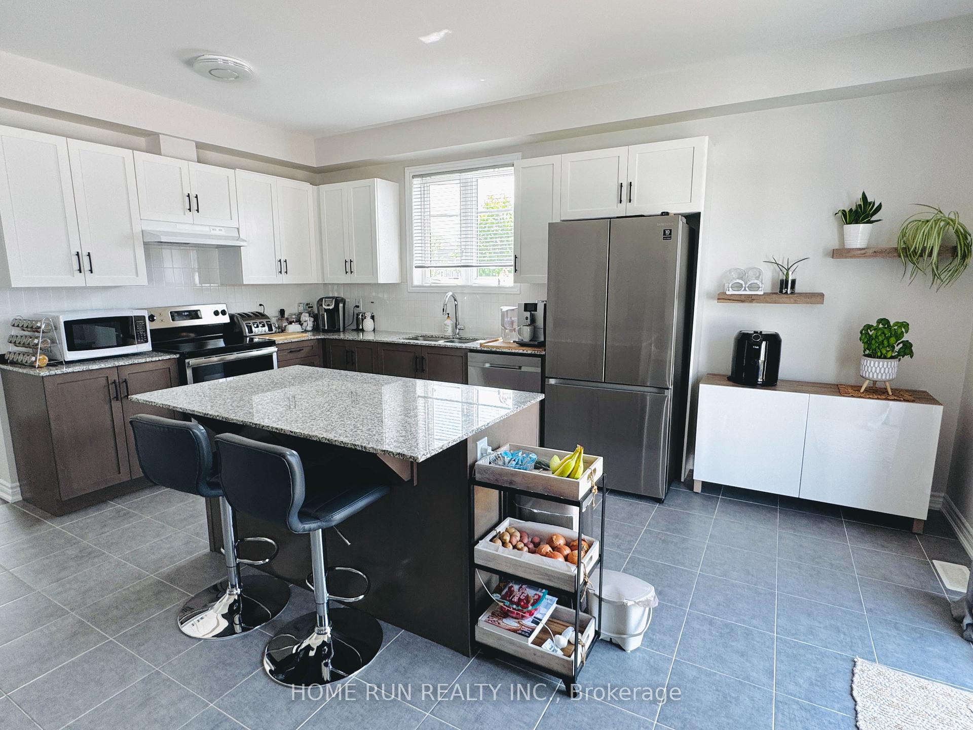 Photo 11 of 219 Meynell Road, Ottawa, Goulbourn Twp From Franktown Rd/South To Rideau — HOMEH