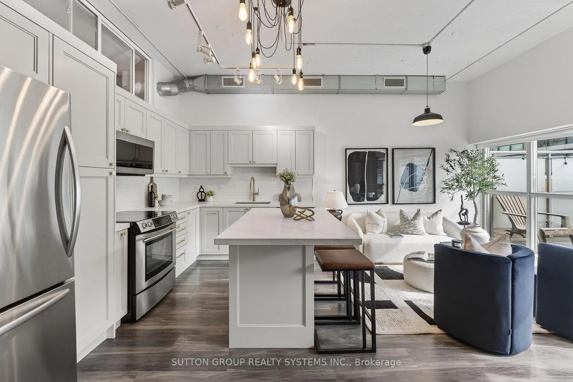 Photo 1 of Unit 211, 2 Fieldway Road, Etobicoke, Islington-City Centre West — HOMEH