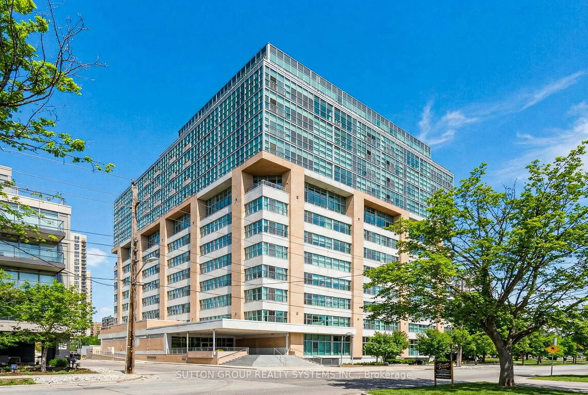 Photo 2 of Unit 211, 2 Fieldway Road, Etobicoke, Islington-City Centre West — HOMEH