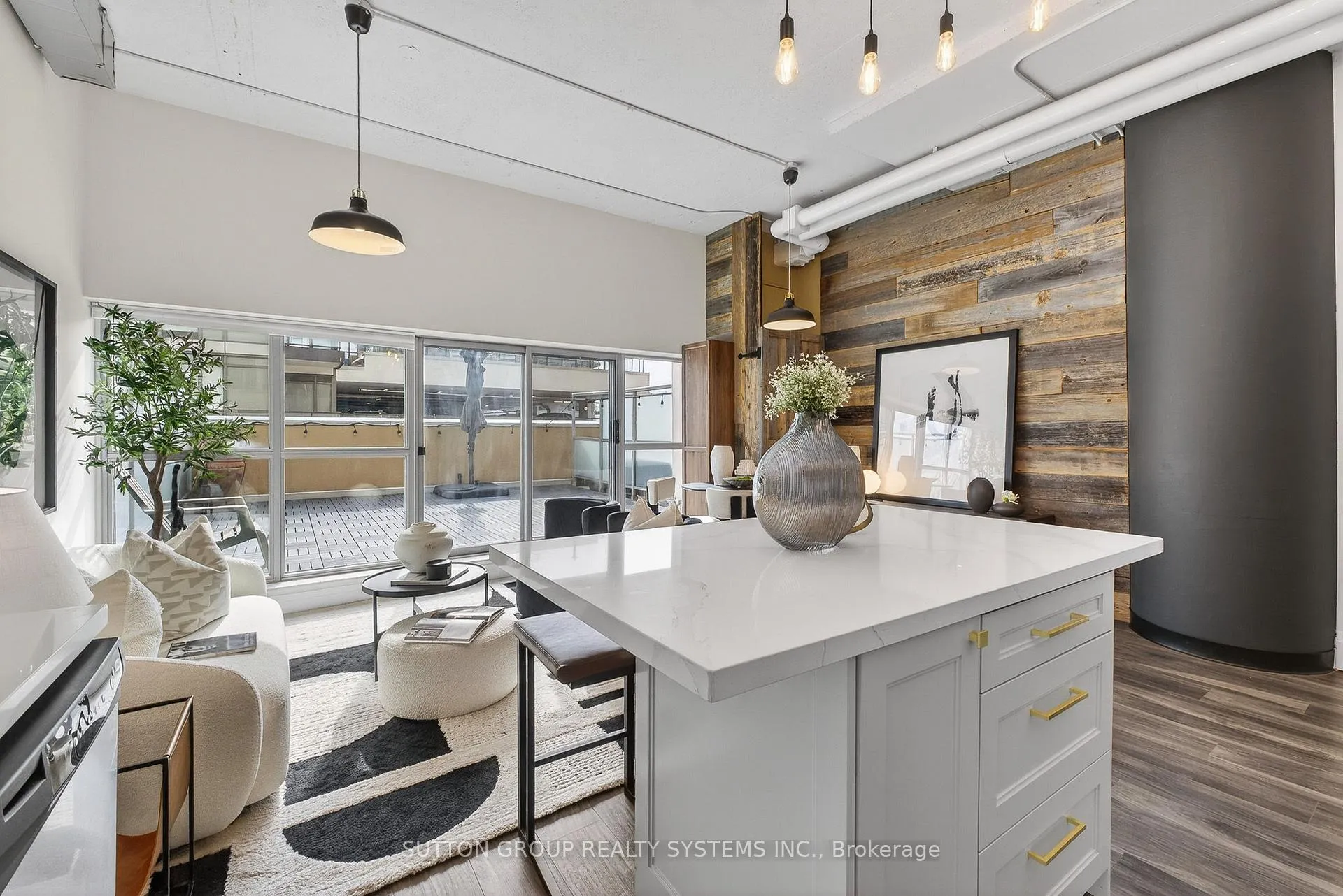 Photo 12 of Unit 211, 2 Fieldway Road, Etobicoke, Islington-City Centre West — HOMEH