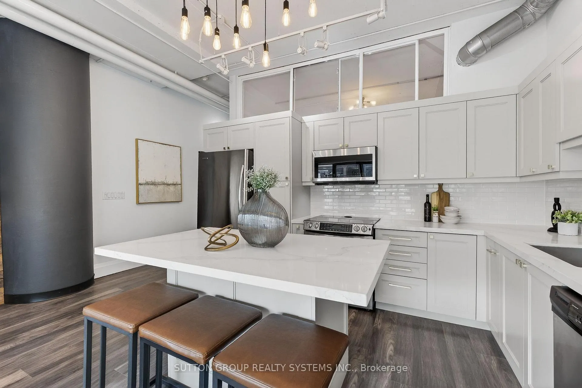 Photo 13 of Unit 211, 2 Fieldway Road, Etobicoke, Islington-City Centre West — HOMEH