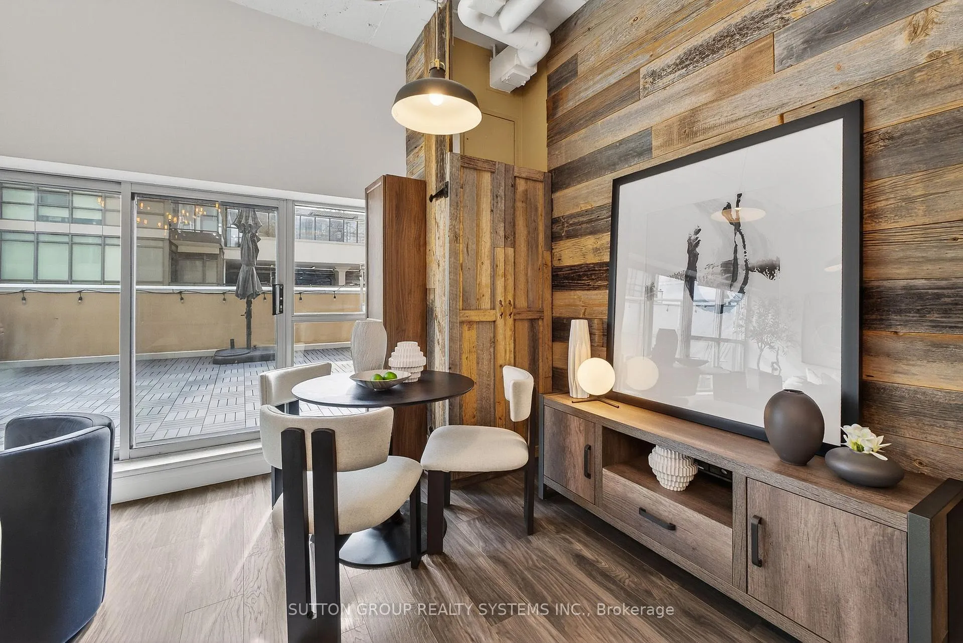 Photo 14 of Unit 211, 2 Fieldway Road, Etobicoke, Islington-City Centre West — HOMEH