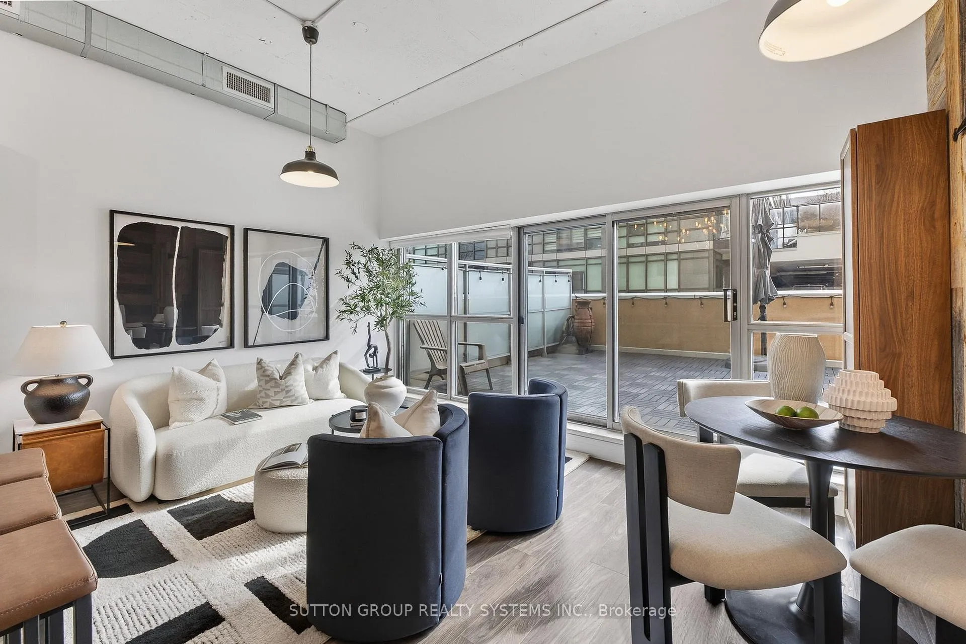 Photo 15 of Unit 211, 2 Fieldway Road, Etobicoke, Islington-City Centre West — HOMEH