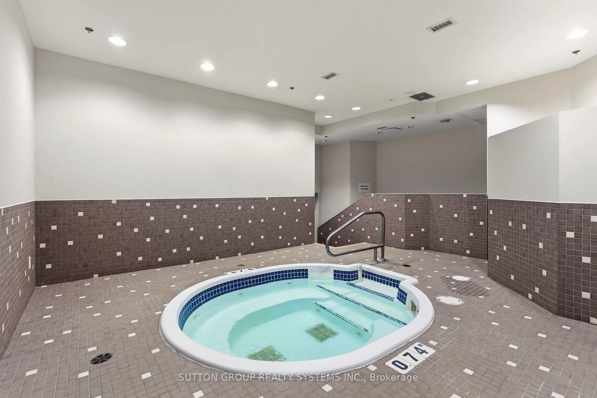 Photo 34 of Unit 211, 2 Fieldway Road, Etobicoke, Islington-City Centre West — HOMEH