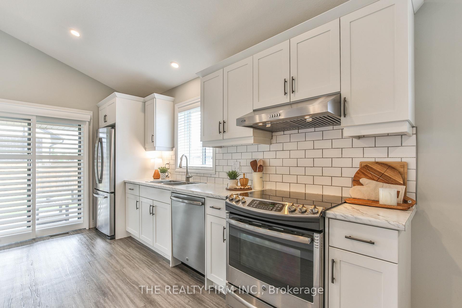 Photo 15 of 8 Royal Dornoch Drive, St. Thomas — HOMEH