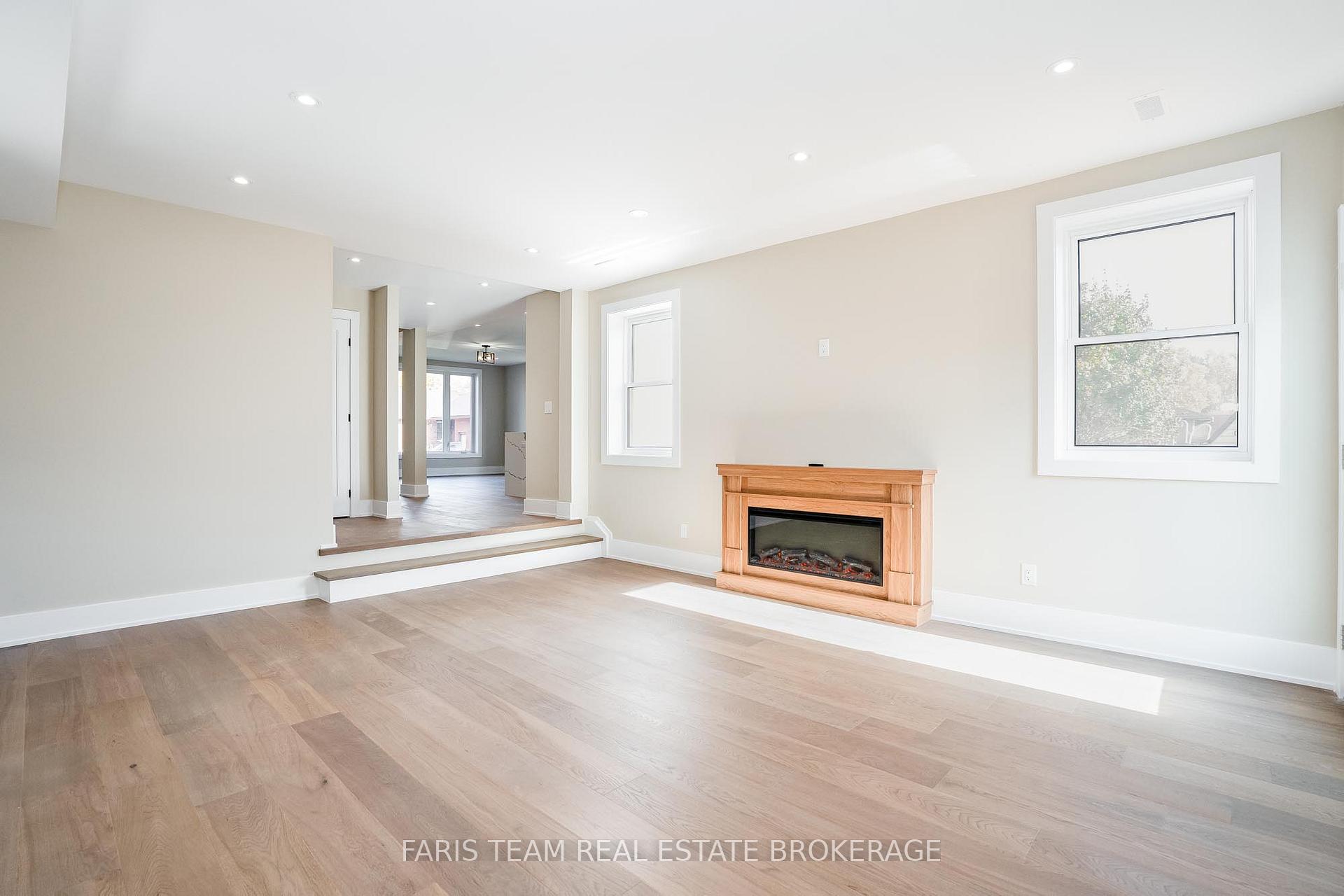 Photo 13 of 9 Bertram Drive, Springwater, Elmvale — HOMEH