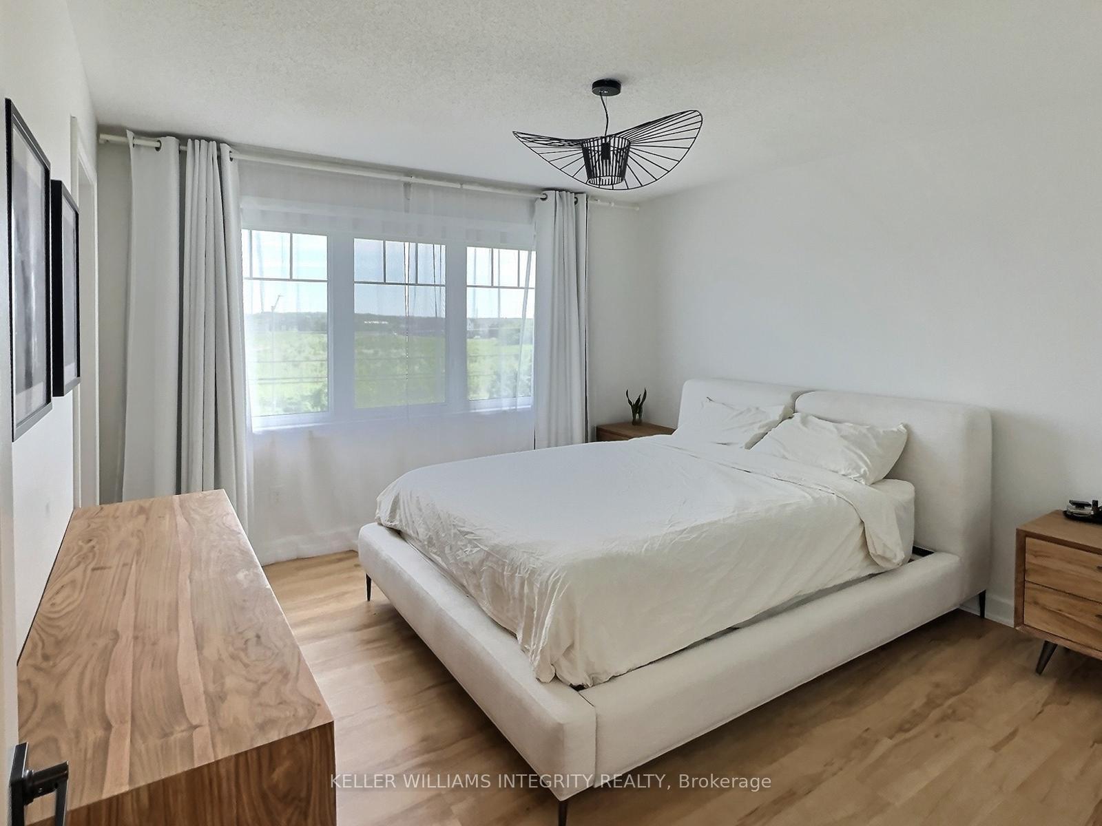 Photo 13 of 197 Par-La-Ville Circle, Ottawa, Stittsville (North) — HOMEH