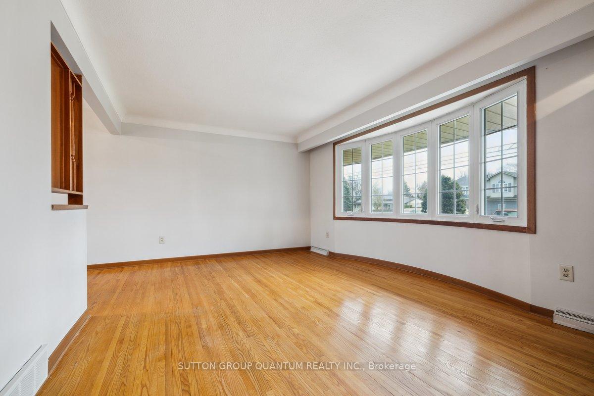 Photo 6 of 297 Lakeshore Road, St. Catharines, Lakeshore — HOMEH