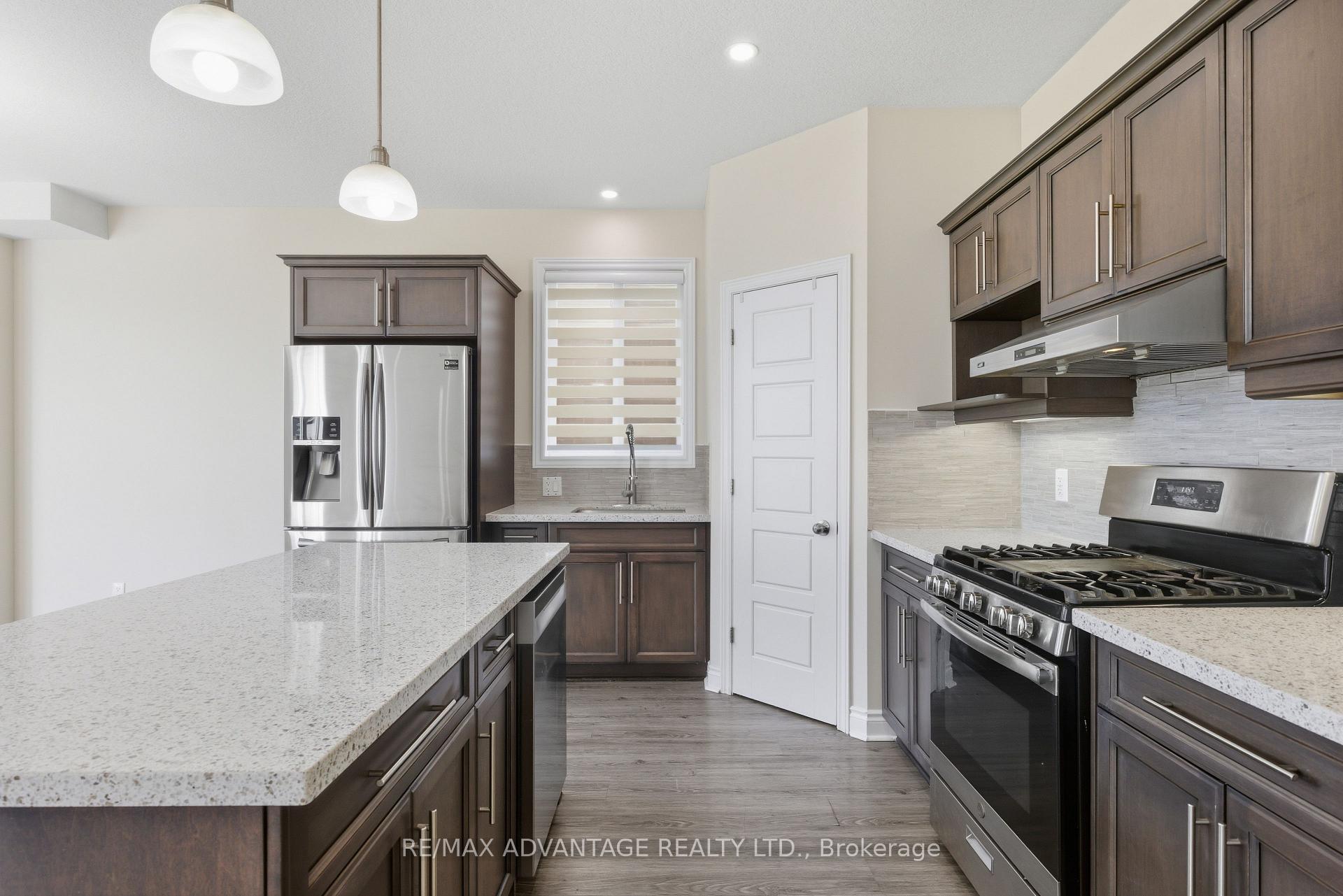 Photo 7 of 47 Ashberry Place, St. Thomas — HOMEH