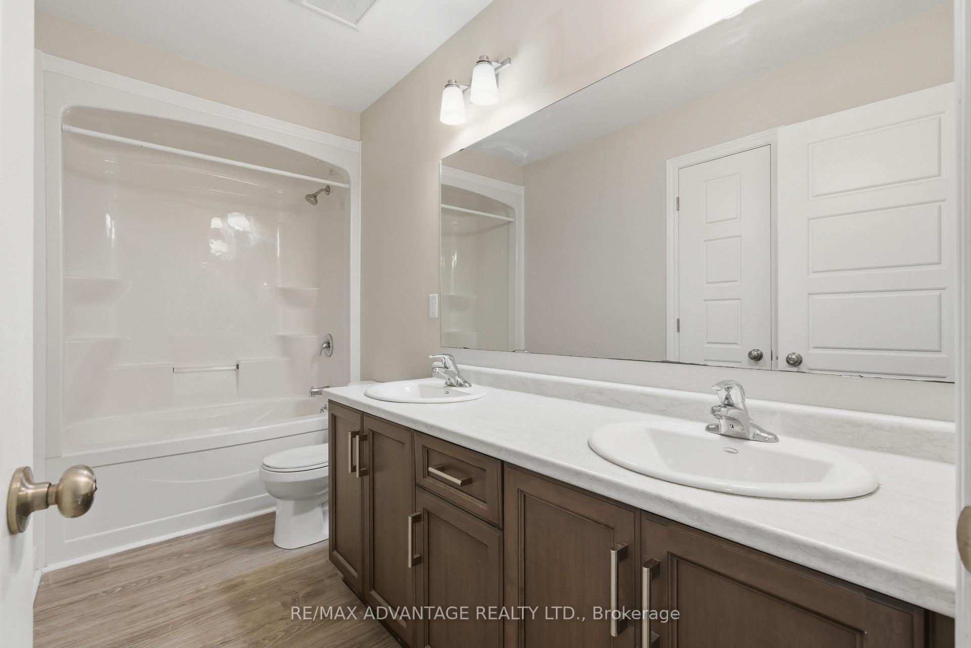 Photo 20 of 47 Ashberry Place, St. Thomas — HOMEH
