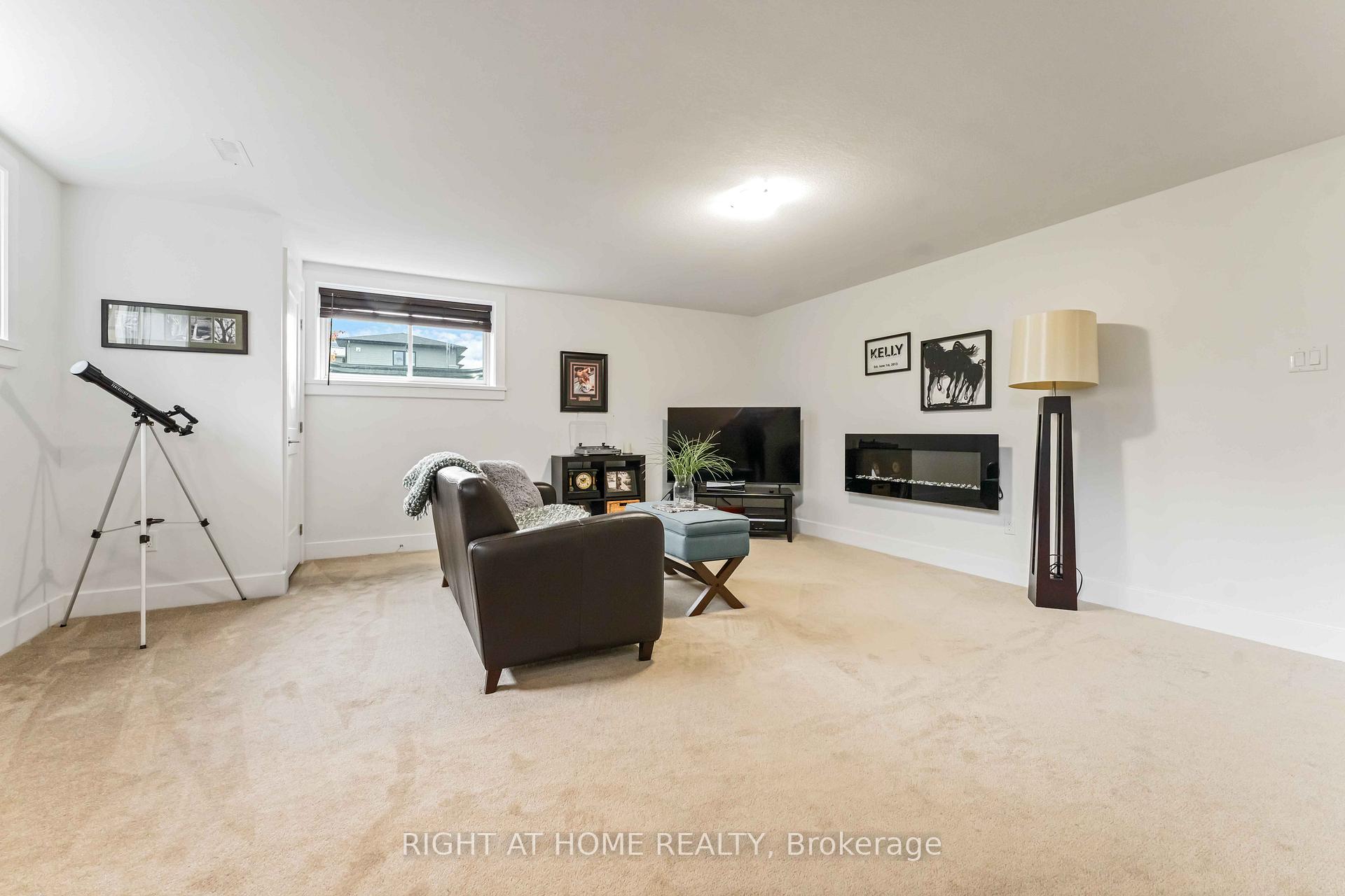 Photo 34 of 408 Gaelic Glen Ridge, Ottawa, Remainder of Stittsville & Area — HOMEH