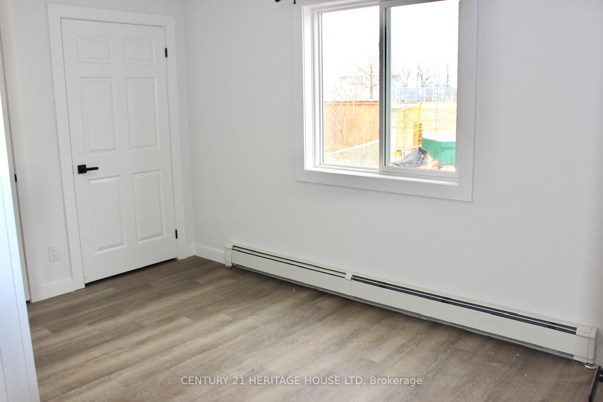Photo 4 of Unit 2, 9 Miller Street, St. Thomas — HOMEH