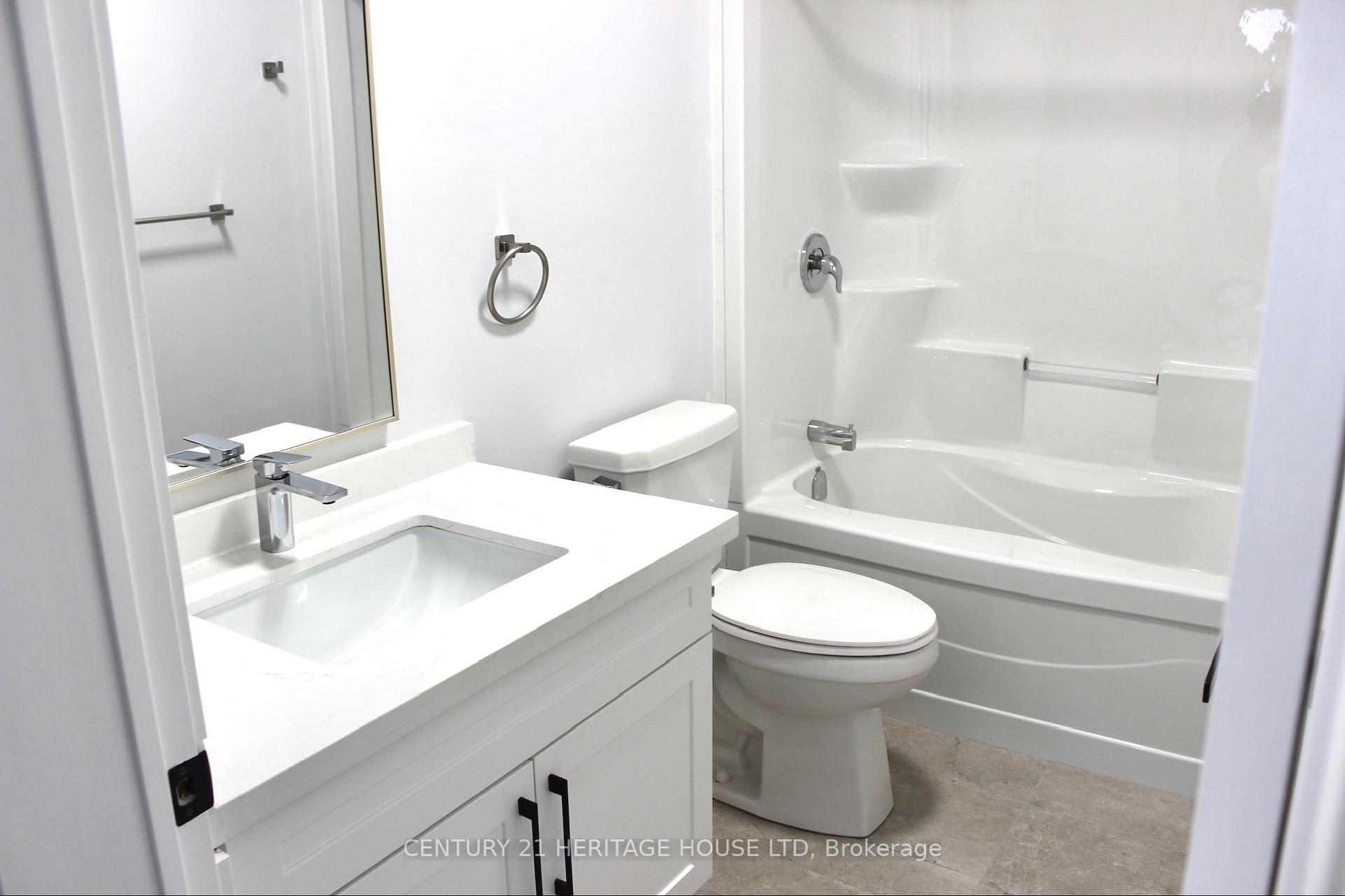 Photo 7 of Unit 2, 9 Miller Street, St. Thomas — HOMEH
