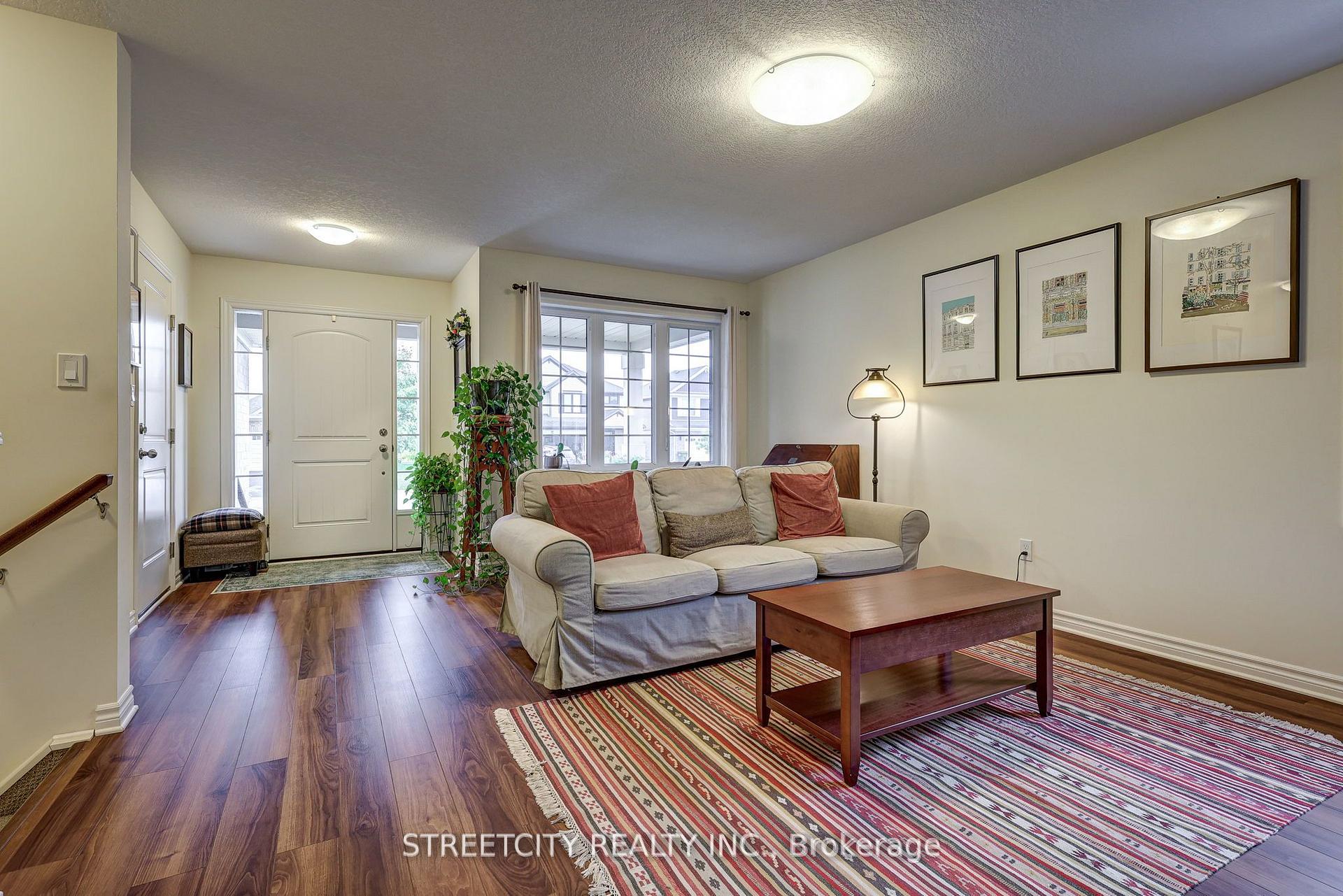 Photo 4 of 31 Acorn Trail, St. Thomas — HOMEH