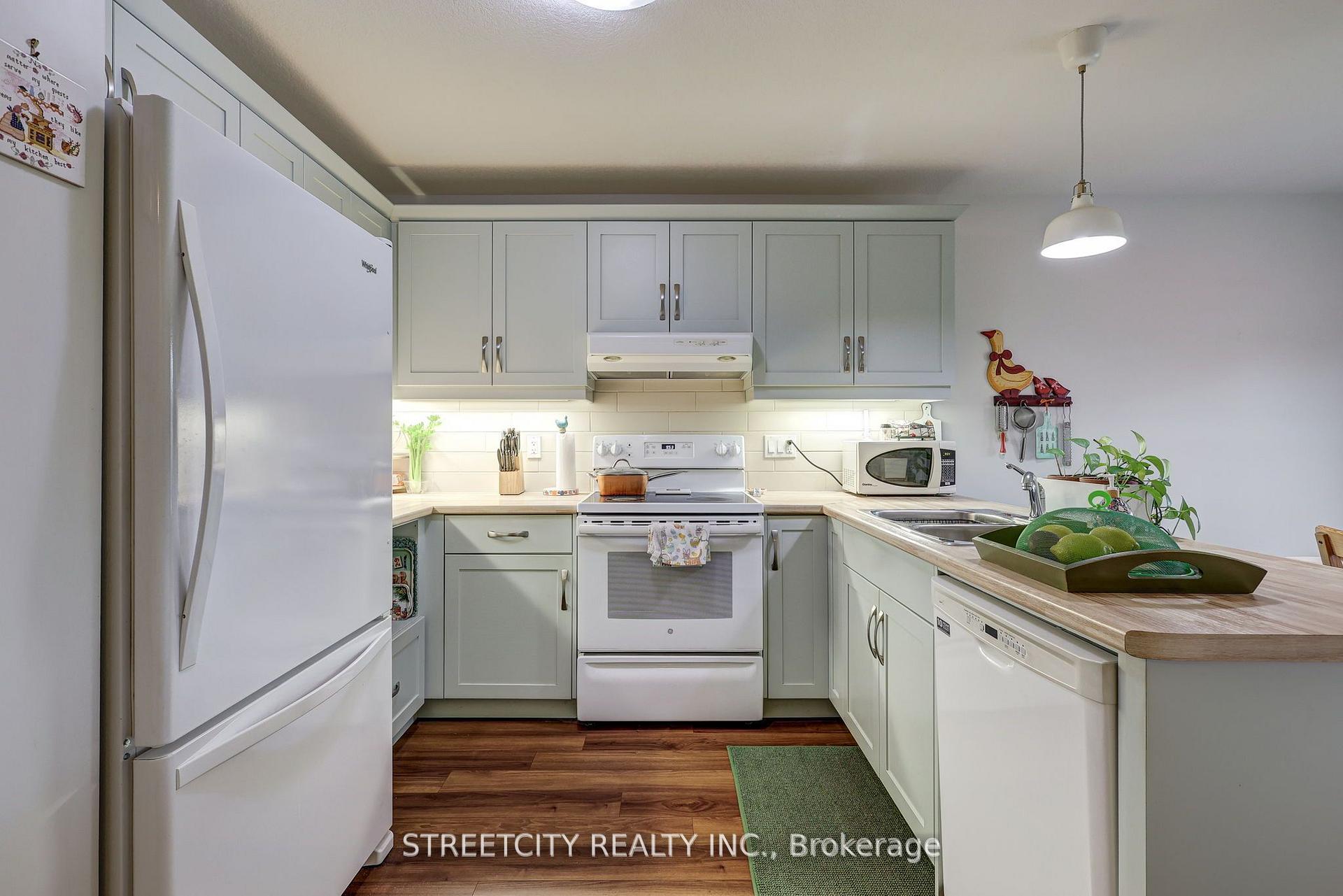 Photo 7 of 31 Acorn Trail, St. Thomas — HOMEH
