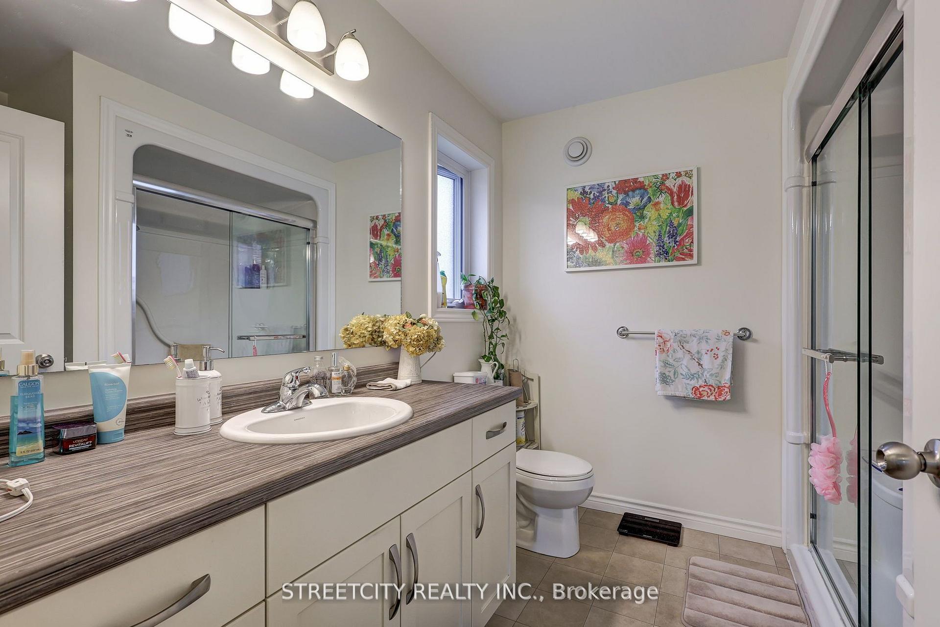 Photo 15 of 31 Acorn Trail, St. Thomas — HOMEH